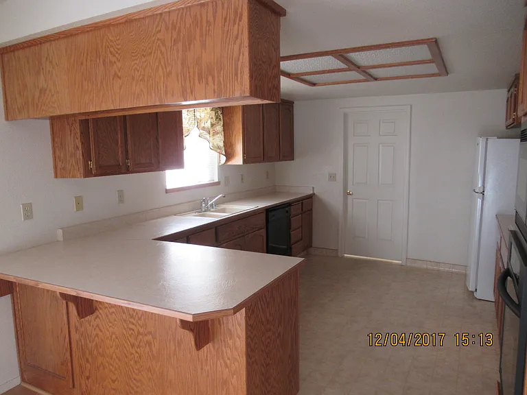 975 Adobe Dr — Photo 5