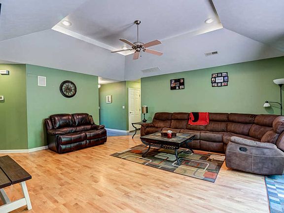 4th image of 1065 W Chestnut By The Fire
