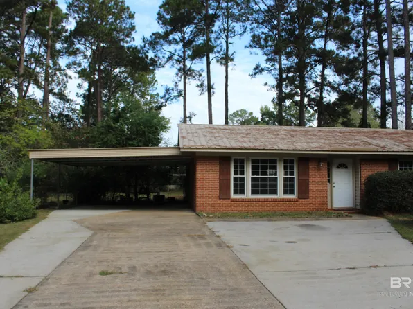 912 Westwood Cir, Greenville, AL 36037
