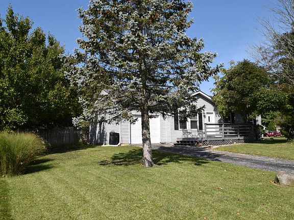 3rd image of 14101 Osage Dr