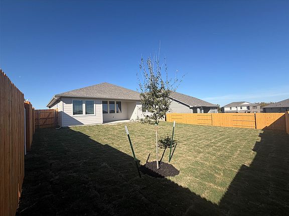 7th image of this home