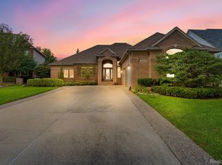 21683 Trevor Ct, Macomb, MI