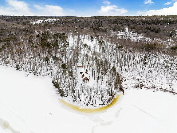 4th image of 691 Middle Road