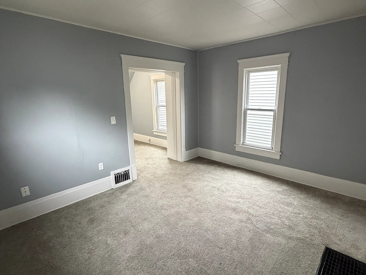 3 bed, 1.5 bath, 1536 sqft, $1,250 — Photo 3