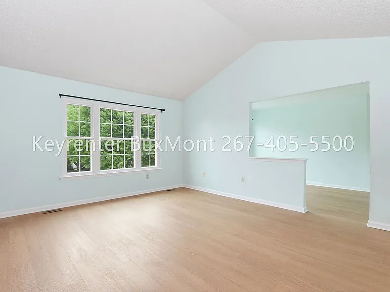 63 Quince Cir — Photo 3