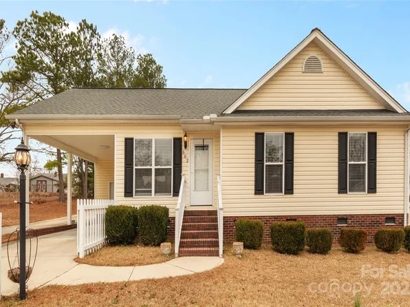 602 Woodland Dr, Kershaw, SC 29067
