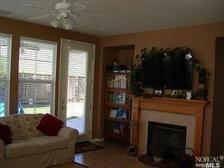 4th image of 2537 Longview Dr