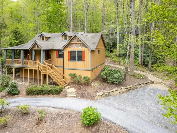 111 Millstone Ln, Tuckasegee, NC 28783