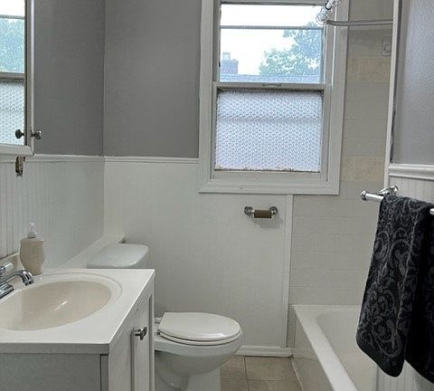 3rd image of 99 Winthrop Ave APT C