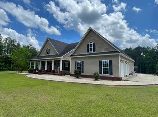 415 Clark Rd, Gilbertown, AL 36908