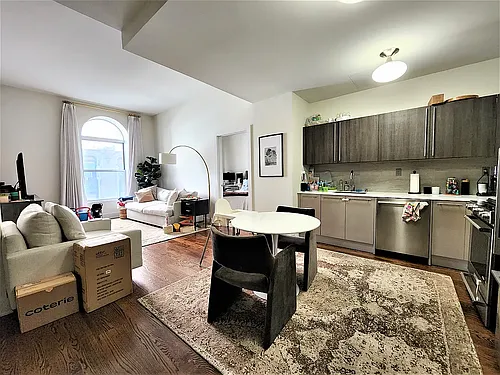 68 Livingston St #3B Photo 1