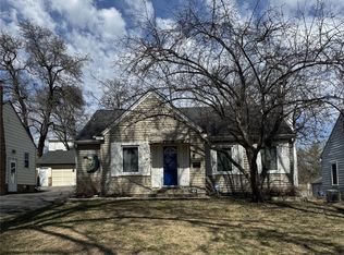 3931 Lincoln Place Dr, Des Moines, IA 50312