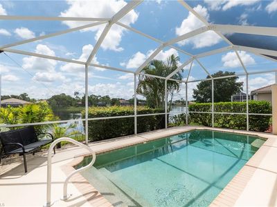 7755 Berkshire Pines DR, Naples, FL, 34104