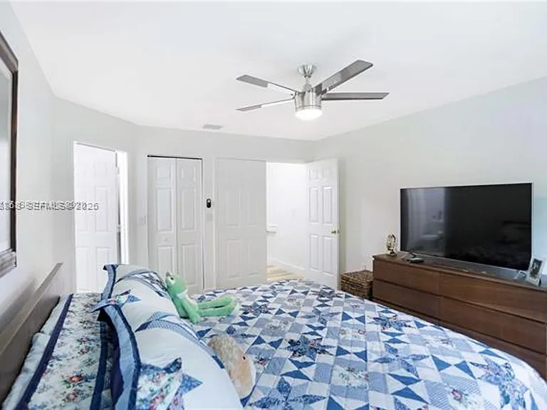 5701 NW 114th Ct #Townhouse 106 — Photo 18