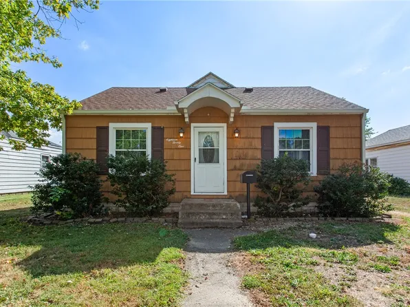 1821 Dakota Ave, Mattoon, IL 61938