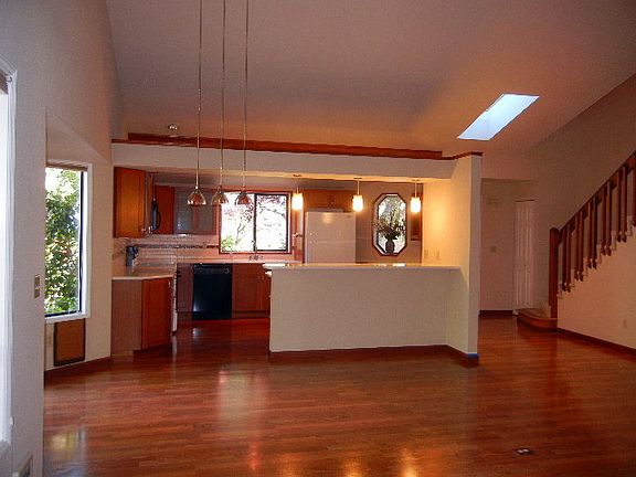 5th image of 4526 SE Firmont Dr