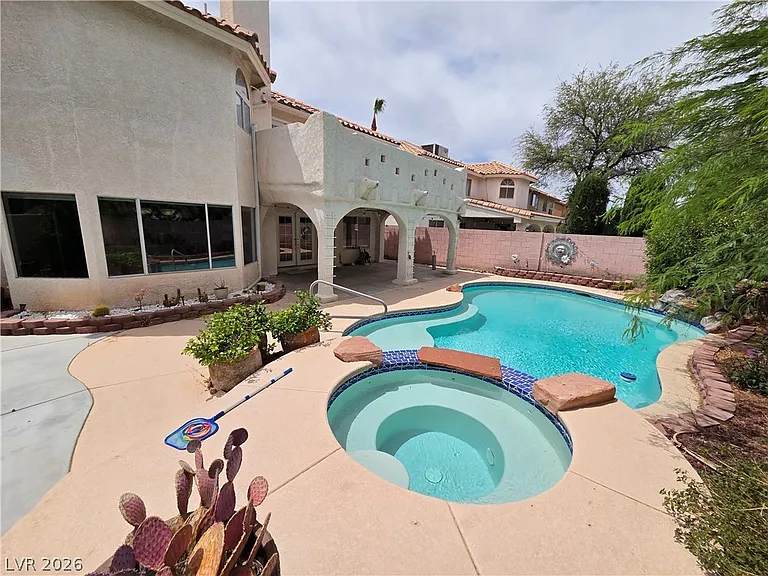 3628 Deer Flats St — Photo 32