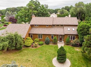 1 Regal Way, Cranston, RI 02921