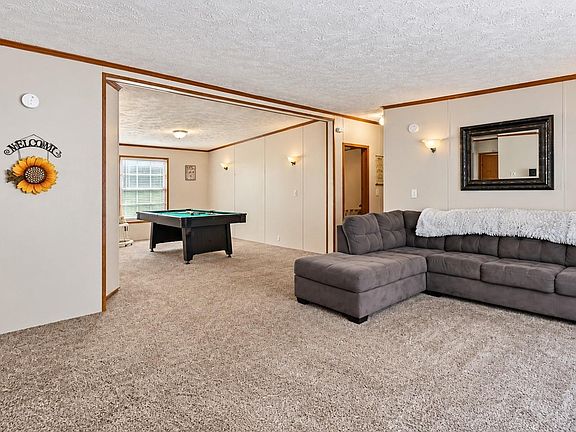 3rd image of 444 Laurel Oak Ln