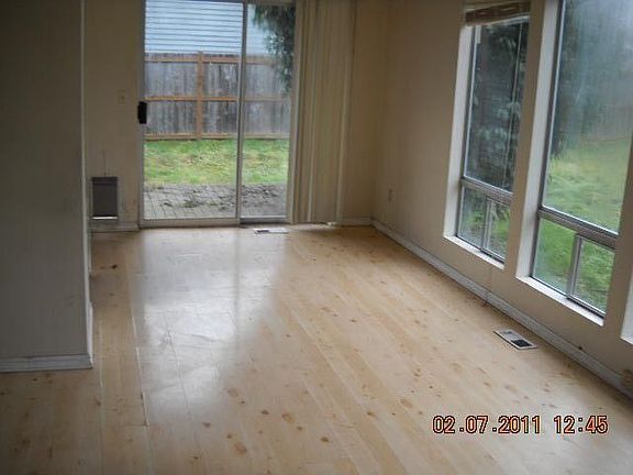 4th image of 26010 141st Ave SE