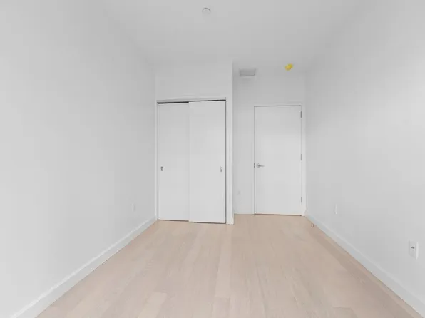 350 Clarkson Avenue image 5 of 25