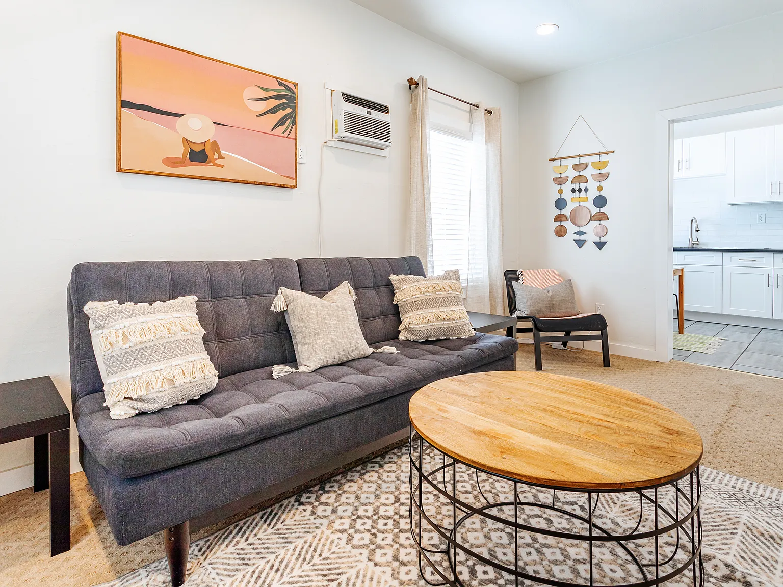 1 bed, 650 sqft, $3,300 — Photo 3