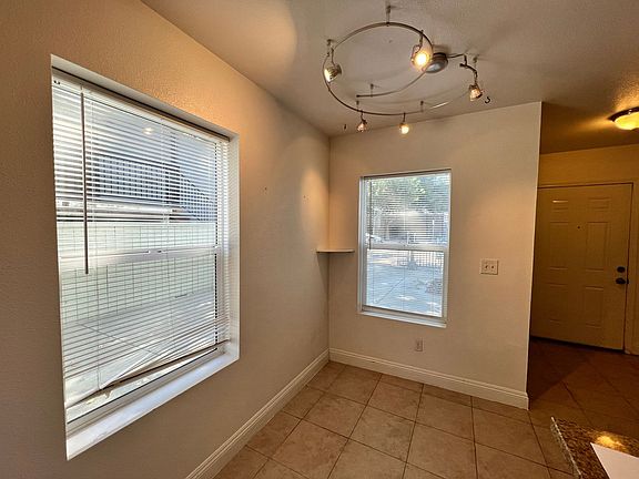 5th image of 1927 P St #B