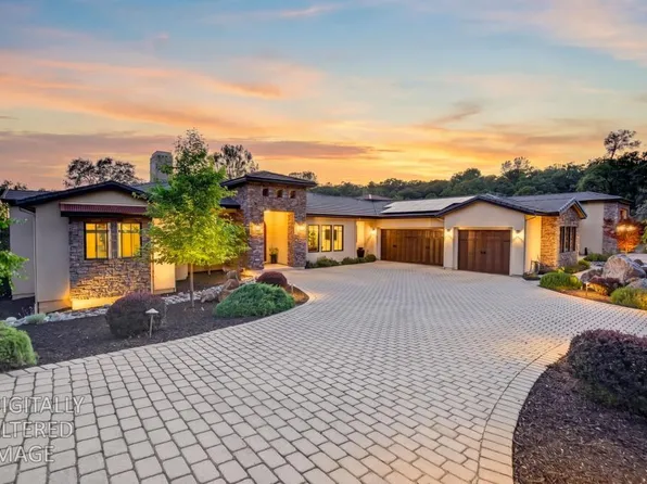 23310 Darkhorse Dr, Auburn, CA 95602