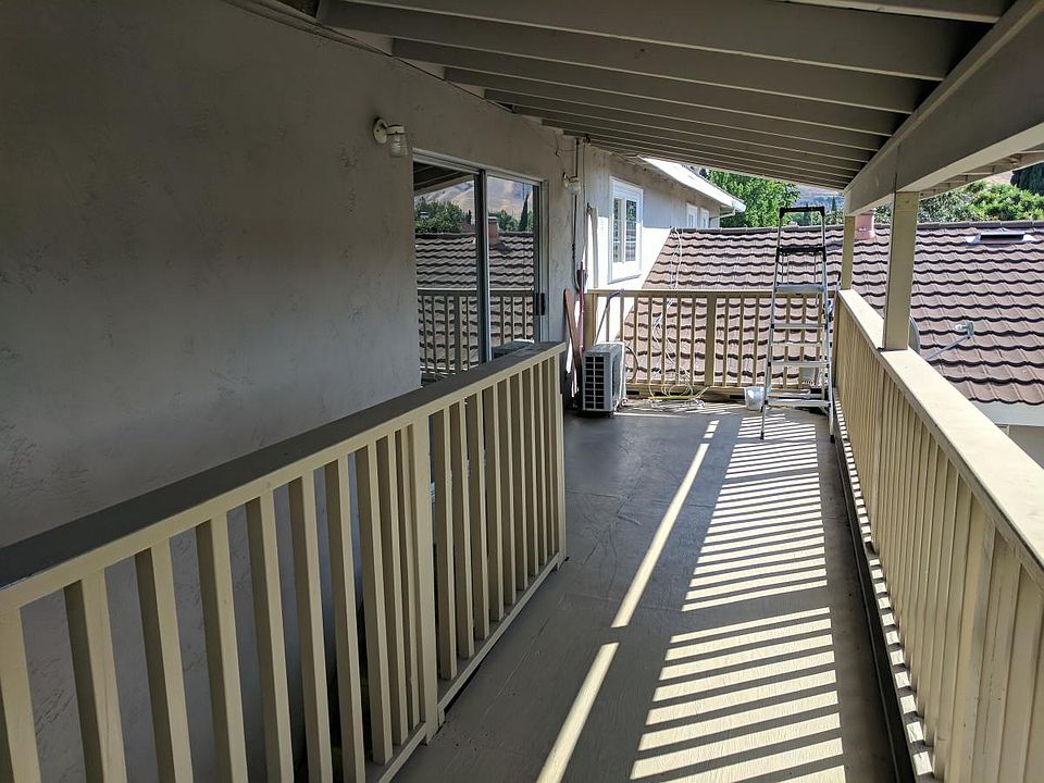 Private entrance