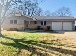 1905 Arlington St, El Dorado, KS 67042