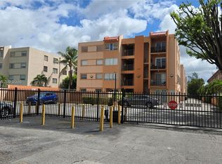 325 NW 72nd Ave APT 301, Miami, FL 33126