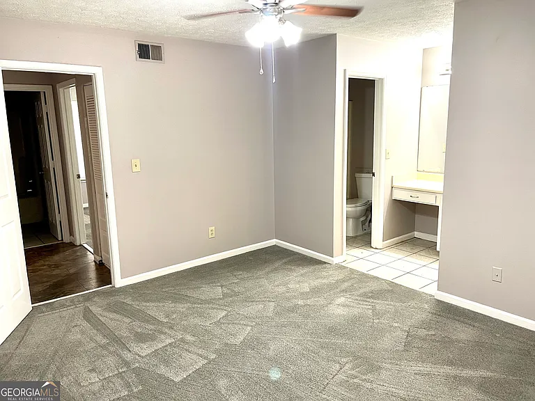 216 Sheraton Ct — Photo 13