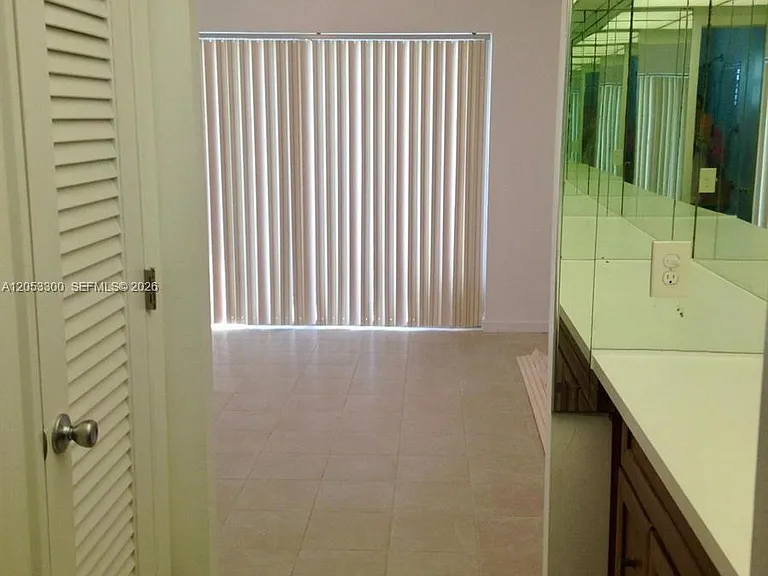2200 Park Ln #308 — Photo 15