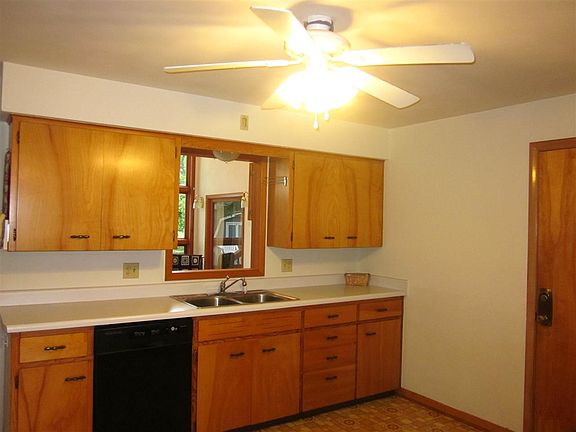 5th image of 1711 Liberty Ln