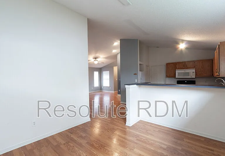 11968 Locus Ln — Photo 17