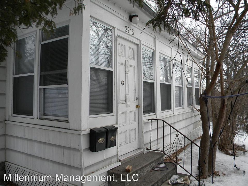1st image of 2215 Como Ave #5y0x2n0sj