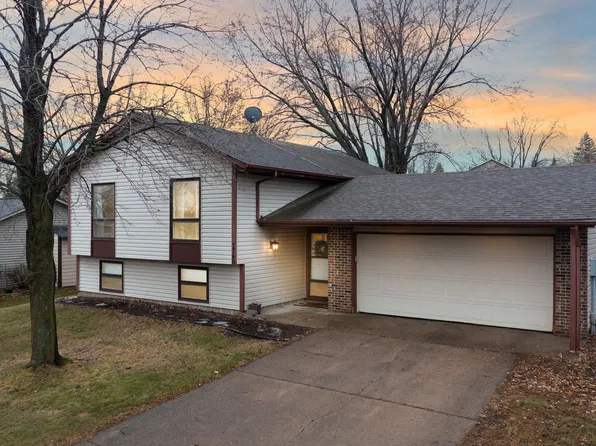 7740 Ivystone Ave S, Cottage Grove, MN 55016