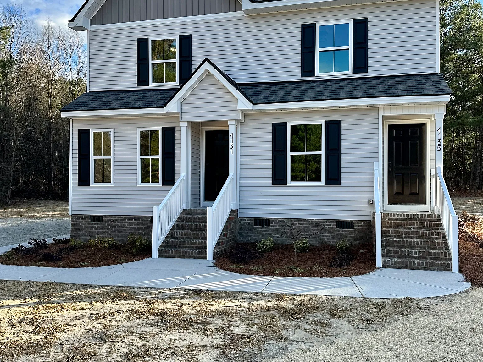 2 bed, 1.5 bath, 1100 sqft, $1,400 — Photo 2