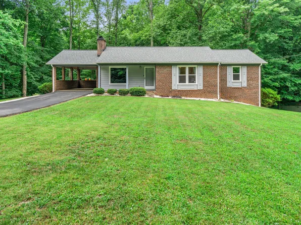 245 Vista View Ln, Ridgeway, VA 24148