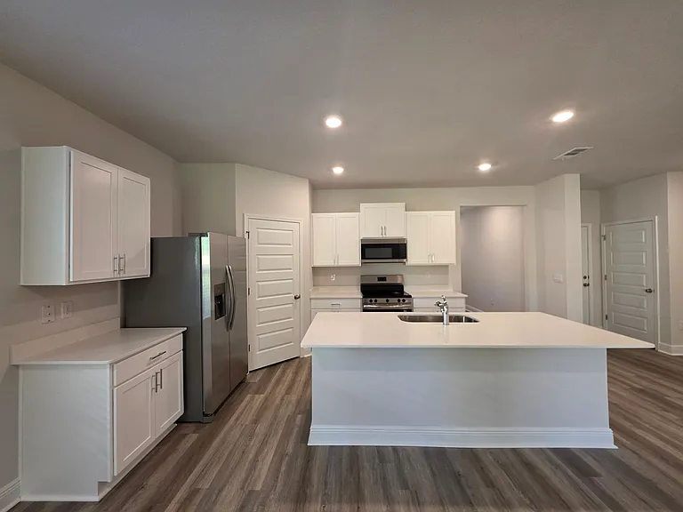 8057 Fir Tree Dr — Photo 7