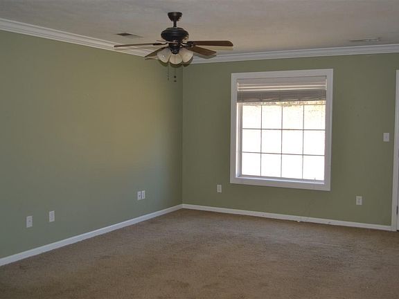 2nd image of 917 Granite Dr
