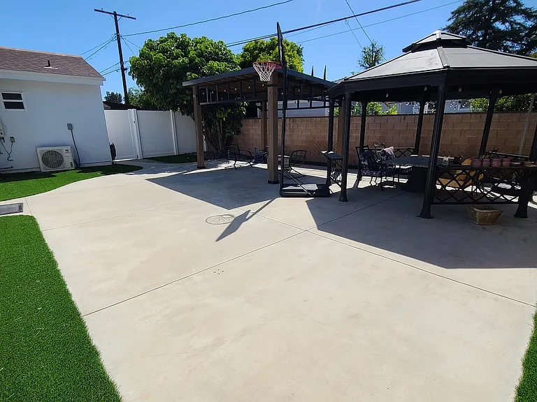 2019 N Manning St — Photo 39