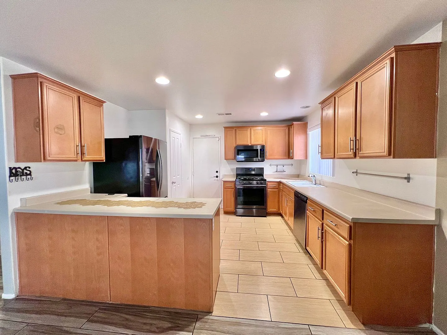 Spacious 4 Bed, 3 Bath Two-Story Home with Loft and Modern Amenities Located in Perris, $3,100 — Photo 3