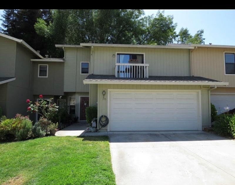 1st image of 105 Brookshire Dr