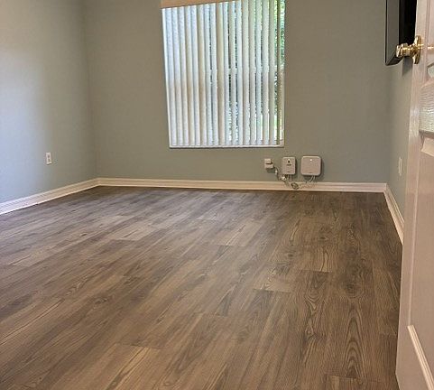 5th image of 3400 Bloomington Pl