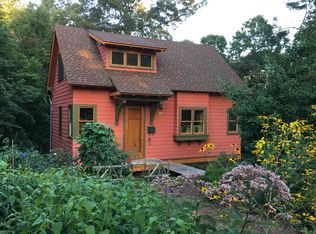 27 Arborvale Rd, Asheville, NC 28801