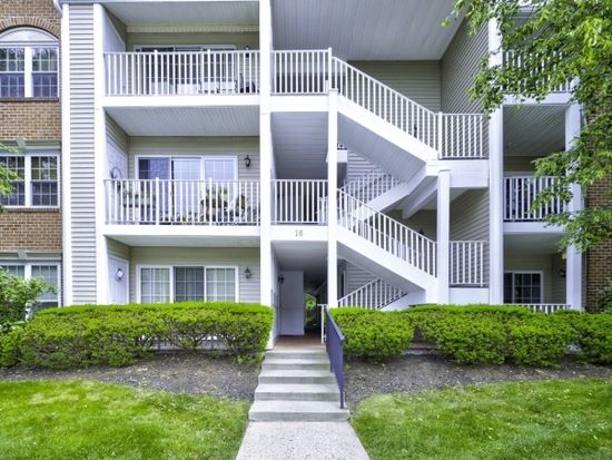 1605 Breckenridge Dr, Branchburg, NJ 08876