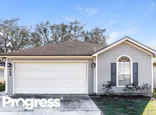 888 N Majestic Cypress Dr, Jacksonville, FL 32233