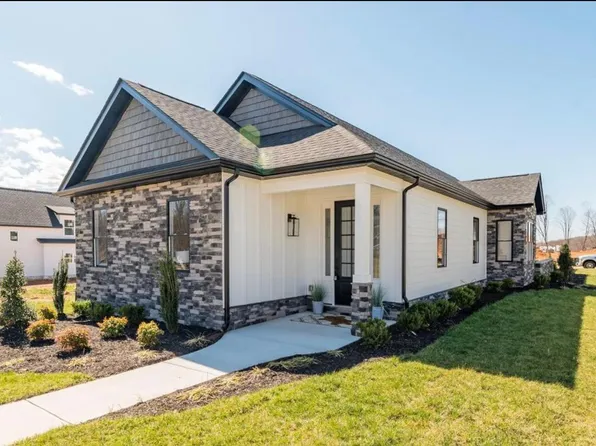 139 Waughs Landing Dr, Lynchburg, VA 24503