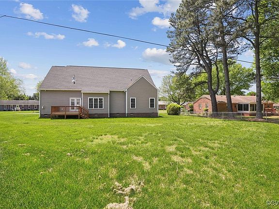 3rd image of 8254 Burr Dr